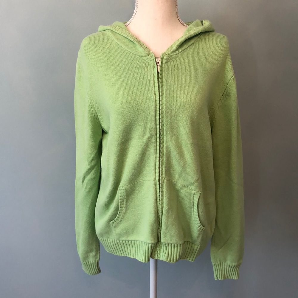 Hooded sweater